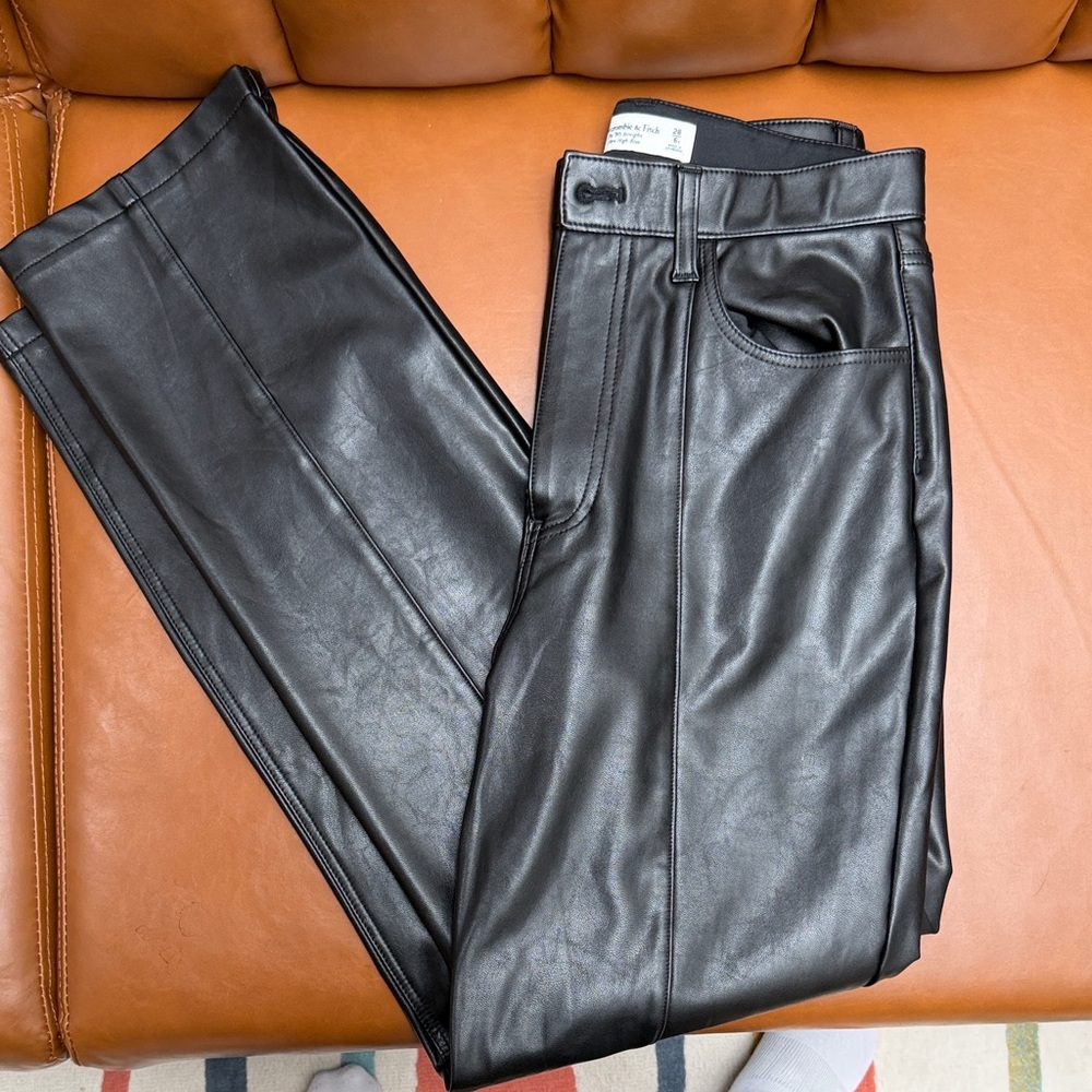 Women’s Abercrombie & Fitch Black Faux Leather Pants